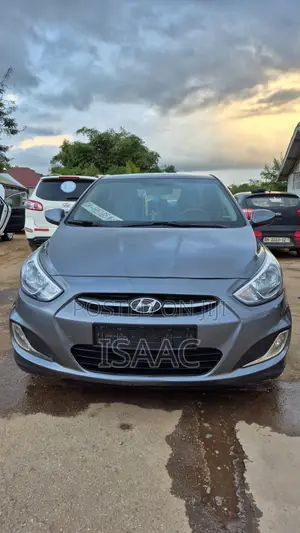 Hyundai Accent SE Sedan 2017 Silver