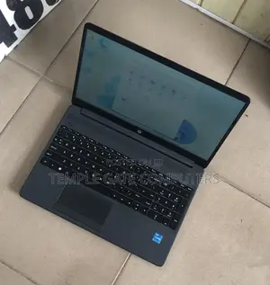 Laptop HP 250 G8 8GB Intel Core i3 SSD 256GB