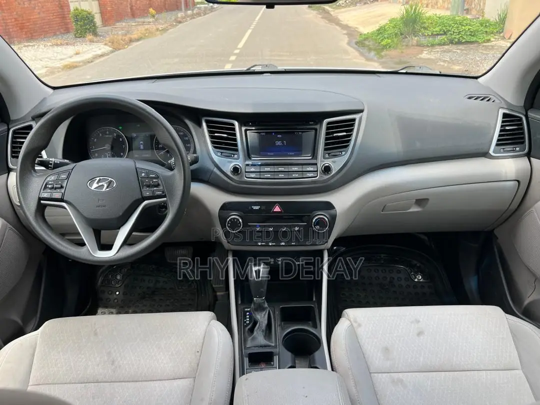 Hyundai Tucson SE AWD 2018 Gray