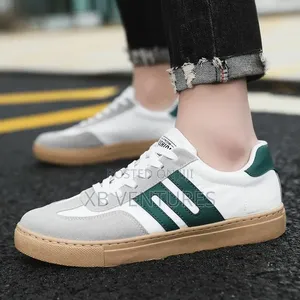 Comfortable Retro Fashion Sneakers - White and Green
