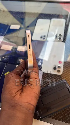 Apple iPhone 12 64 GB White