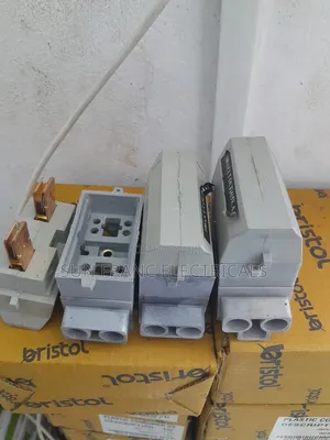 100A Fuse Cutout Without Neutral