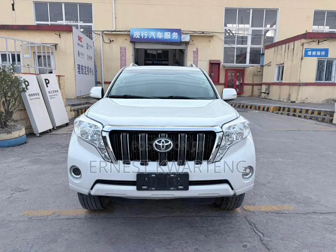 Toyota Land Cruiser Prado 2018 White