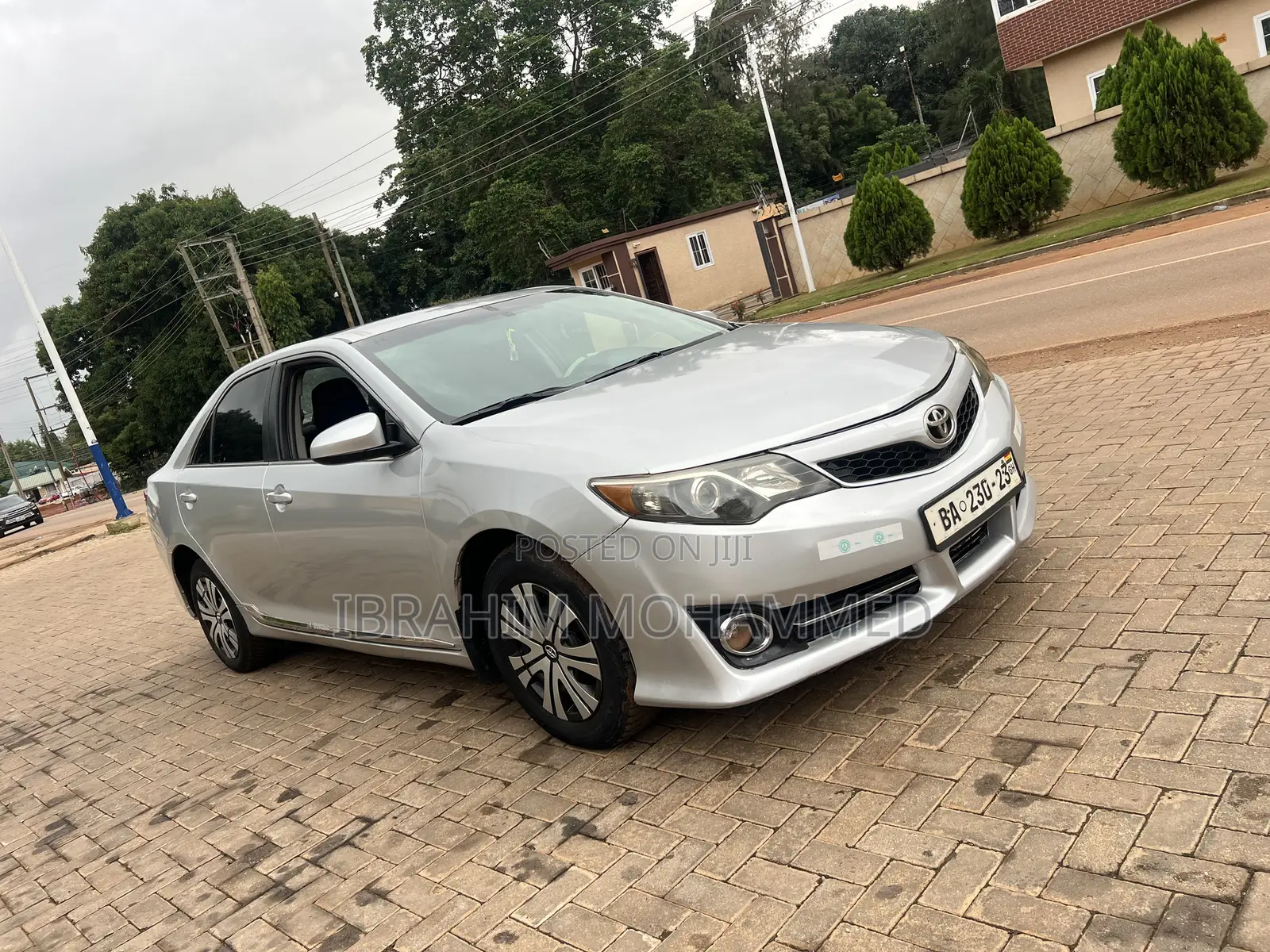 Toyota Camry LE 4dr Sedan (2.5L 4cyl 6A) 2014 Silver