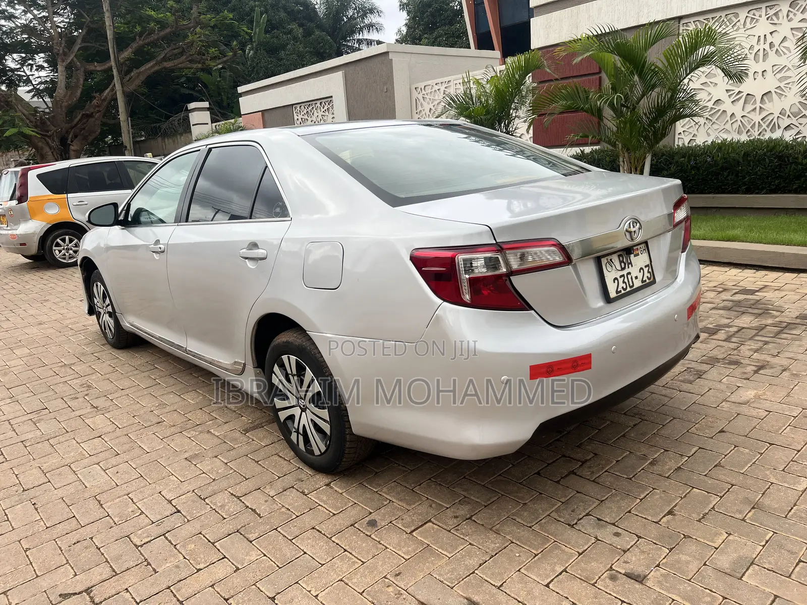 Toyota Camry LE 4dr Sedan (2.5L 4cyl 6A) 2014 Silver