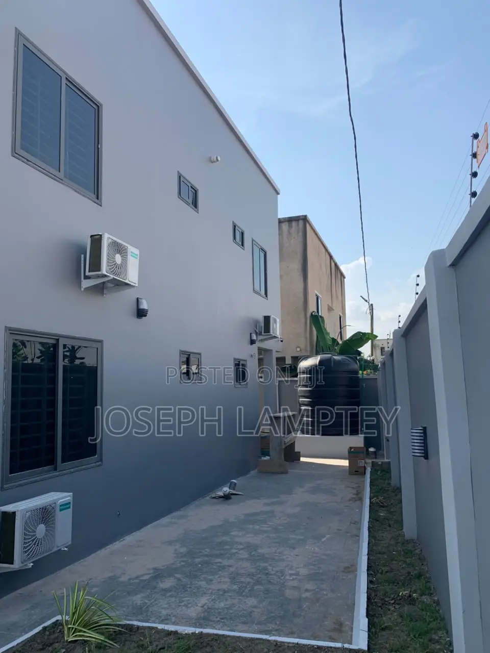 4bdrm House in Joseph Debrah, Ghana Link Area for sale