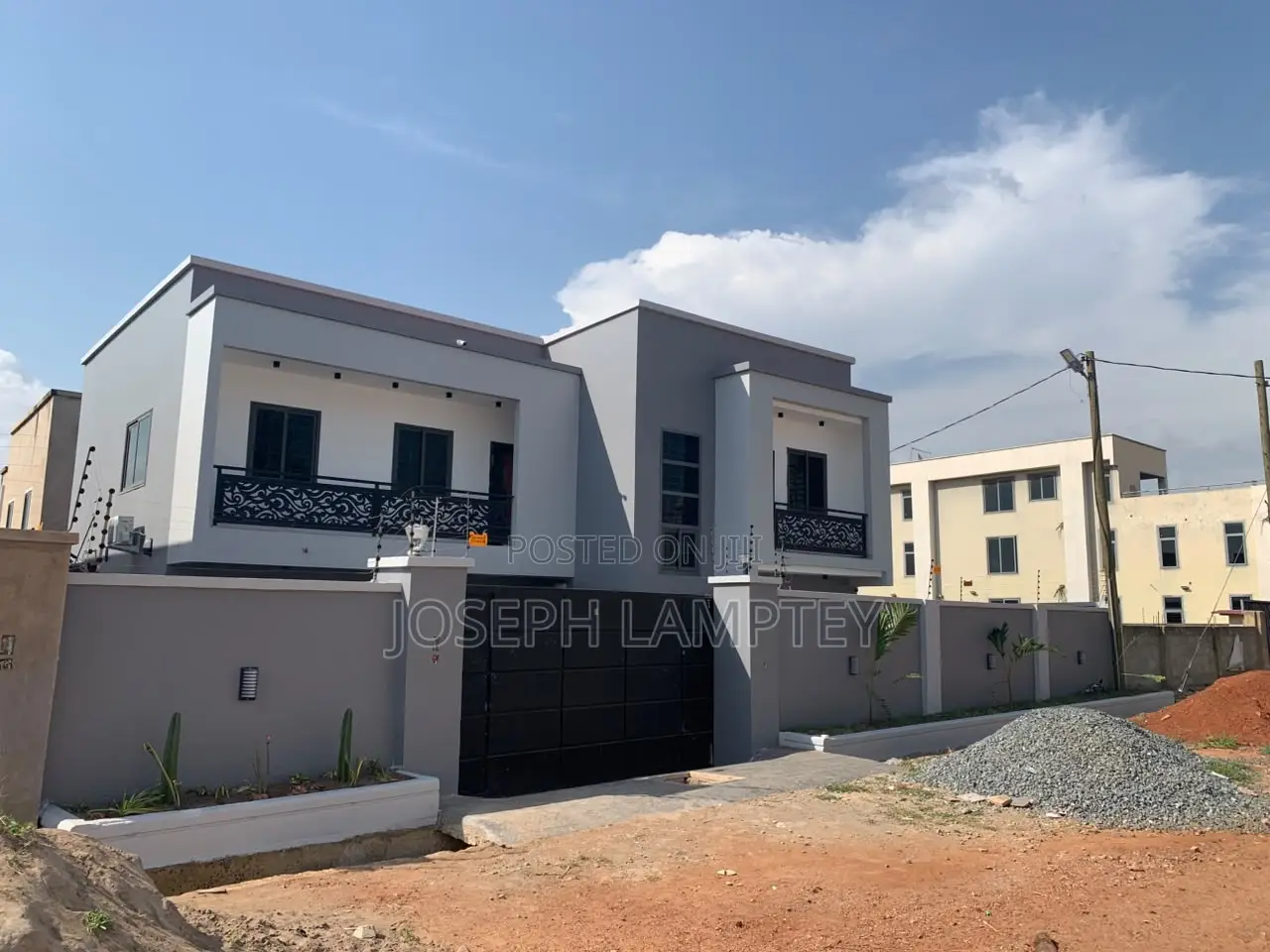 4bdrm House in Joseph Debrah, Ghana Link Area for sale