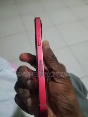 Apple iPhone 13 128 GB Red