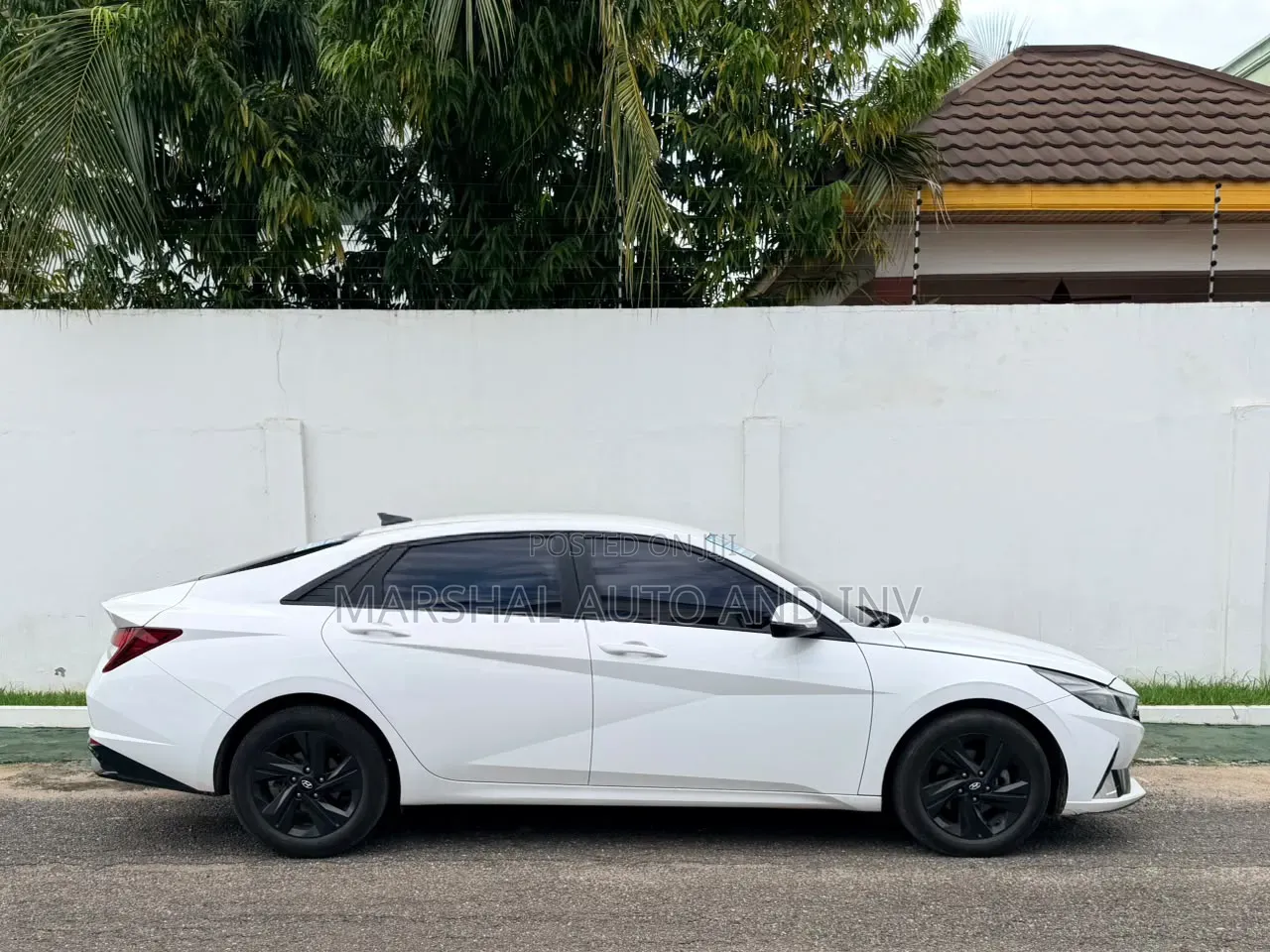 Hyundai Elantra 2023 White