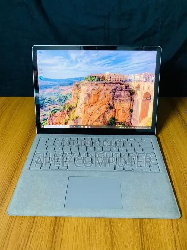 Laptop Microsoft Surface Laptop 2 16GB Intel Core i7 SSD 1T