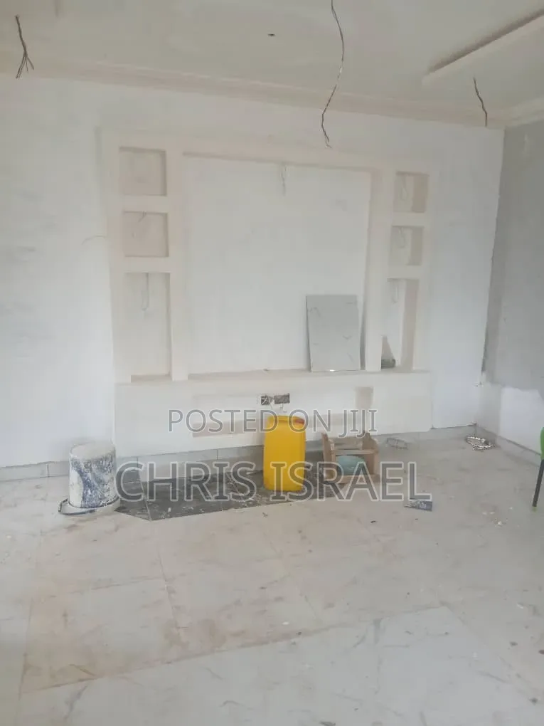 2bdrm Apartment in Oyibi Estate for rent