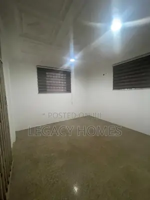 5bdrm House in East Legon, American House for rent