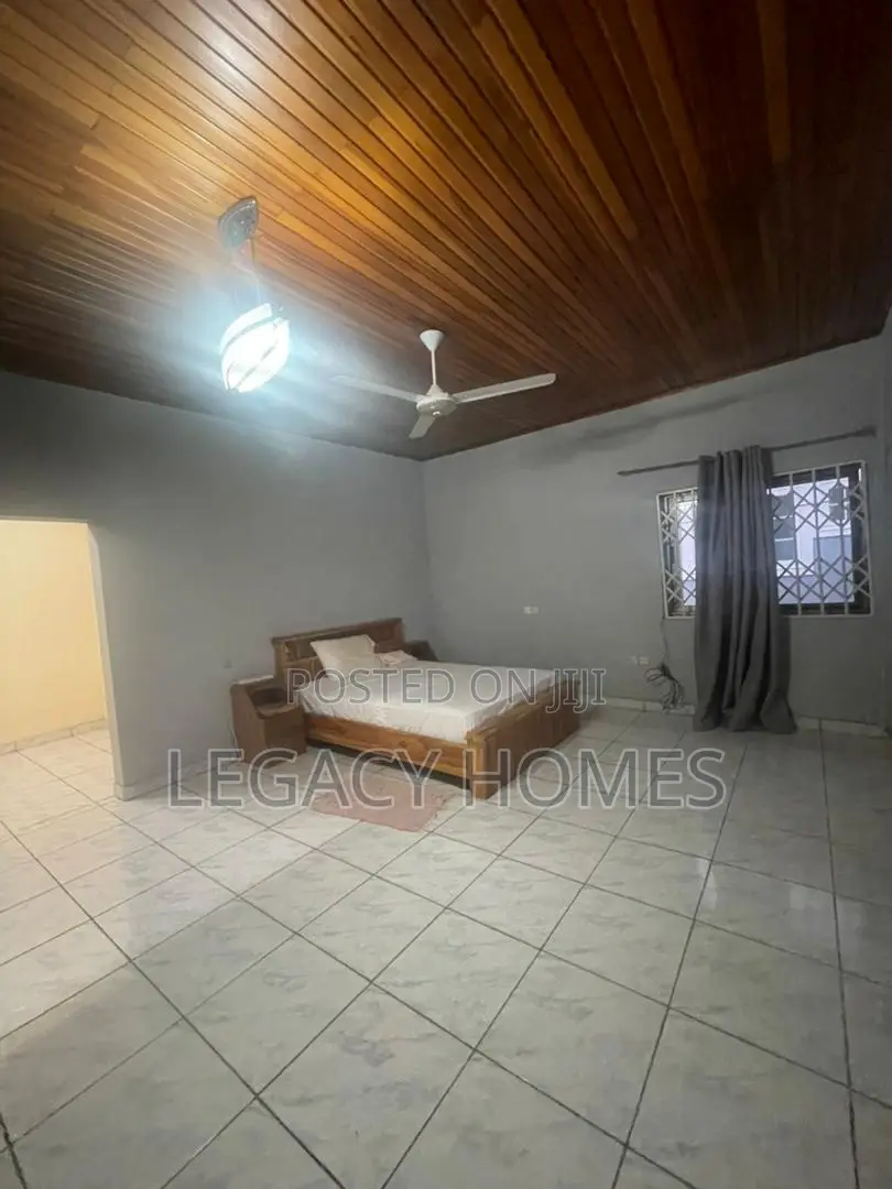 5bdrm House in East Legon, American House for rent