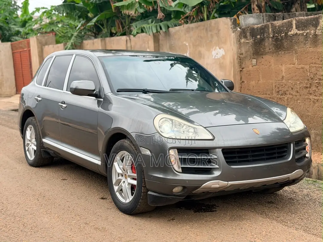 Porsche Cayenne 2008 Gray