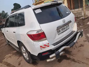 Toyota Highlander 2009 White