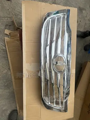 Toyota Hilux 2012 2013 2014 Front Grille Shells Chrome Original