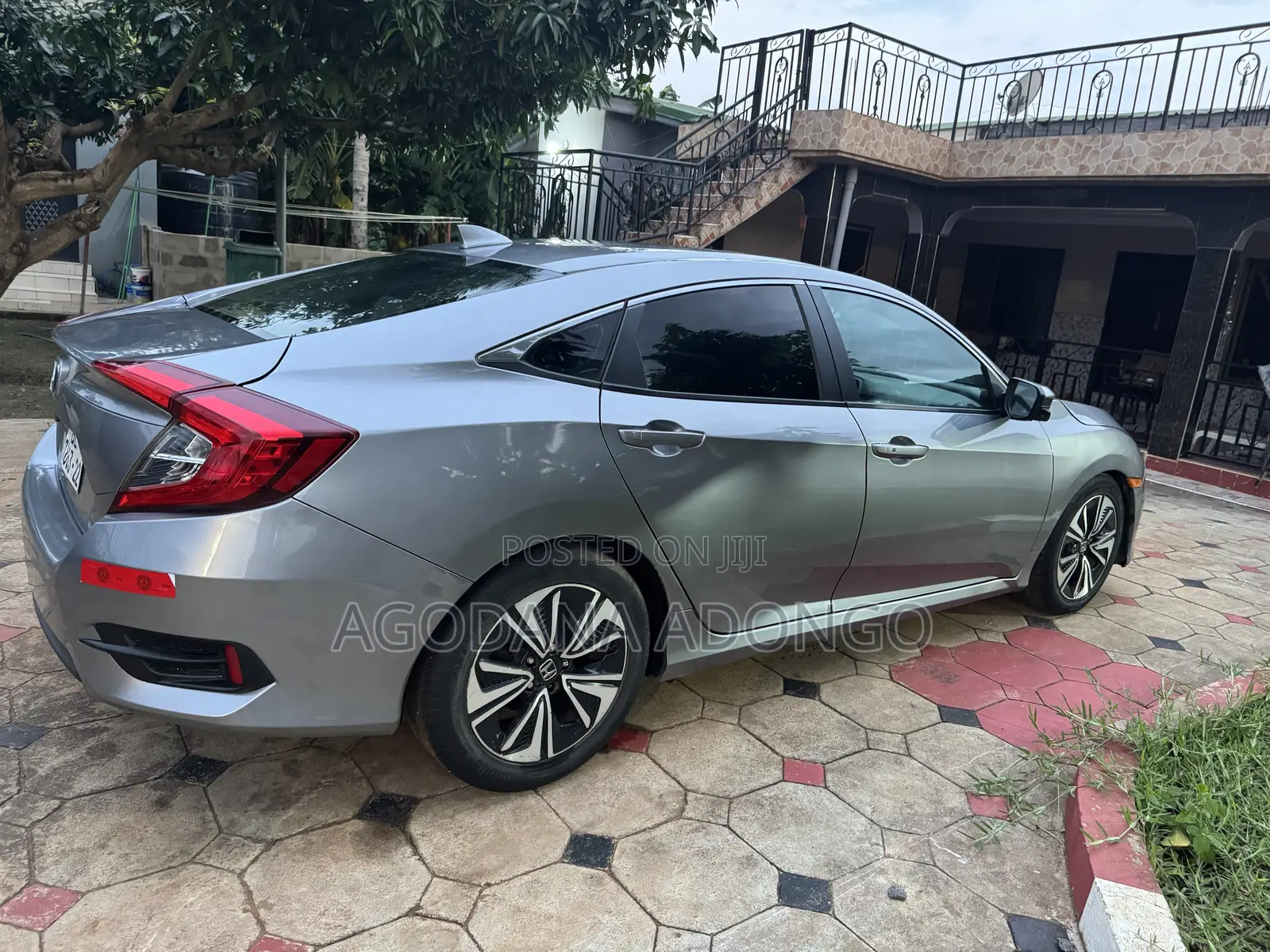 Honda Civic EX-L 4dr Sedan (1.5L 4cyl) 2016 Gray