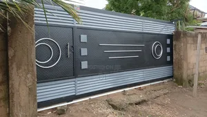 Ggalvanised Metal Main Gates