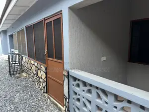 2bdrm Apartment in Maxspinno Properties, Little Roses Area for rent