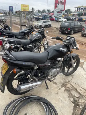 Suzuki EN125-2A 2010 Black