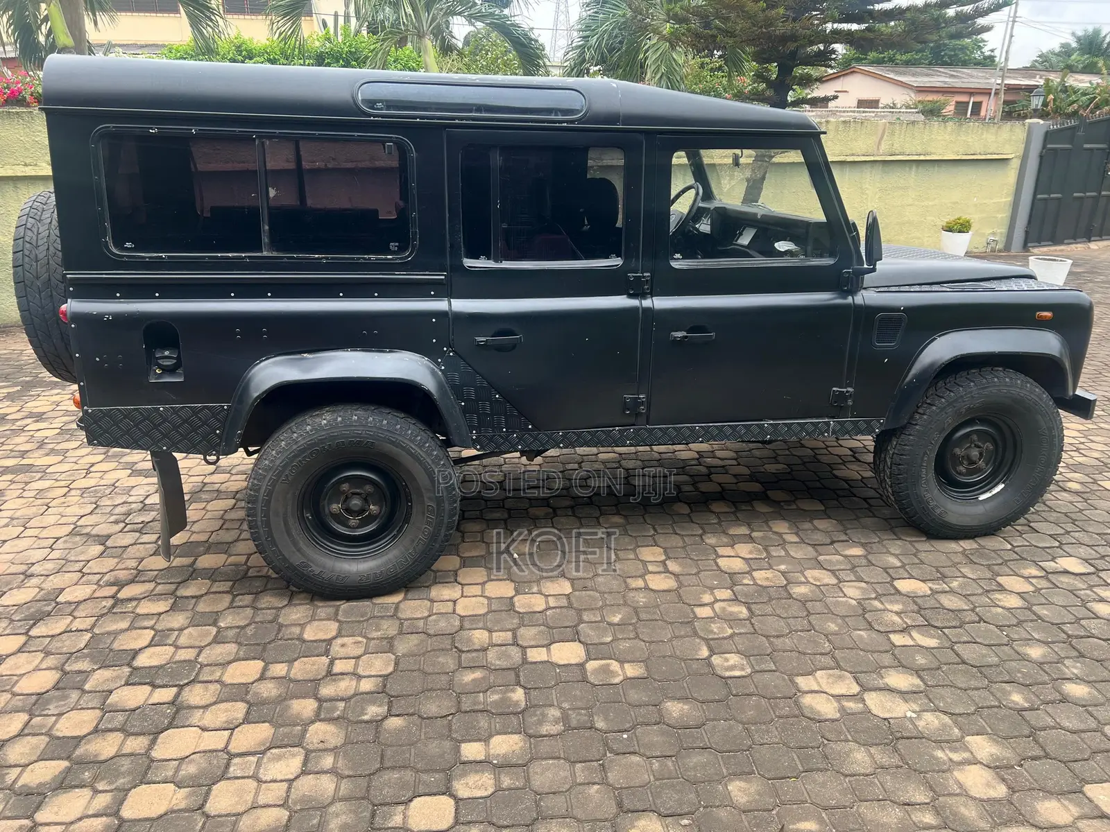 Land Rover Defender Soft Top 4x4 1995 Black