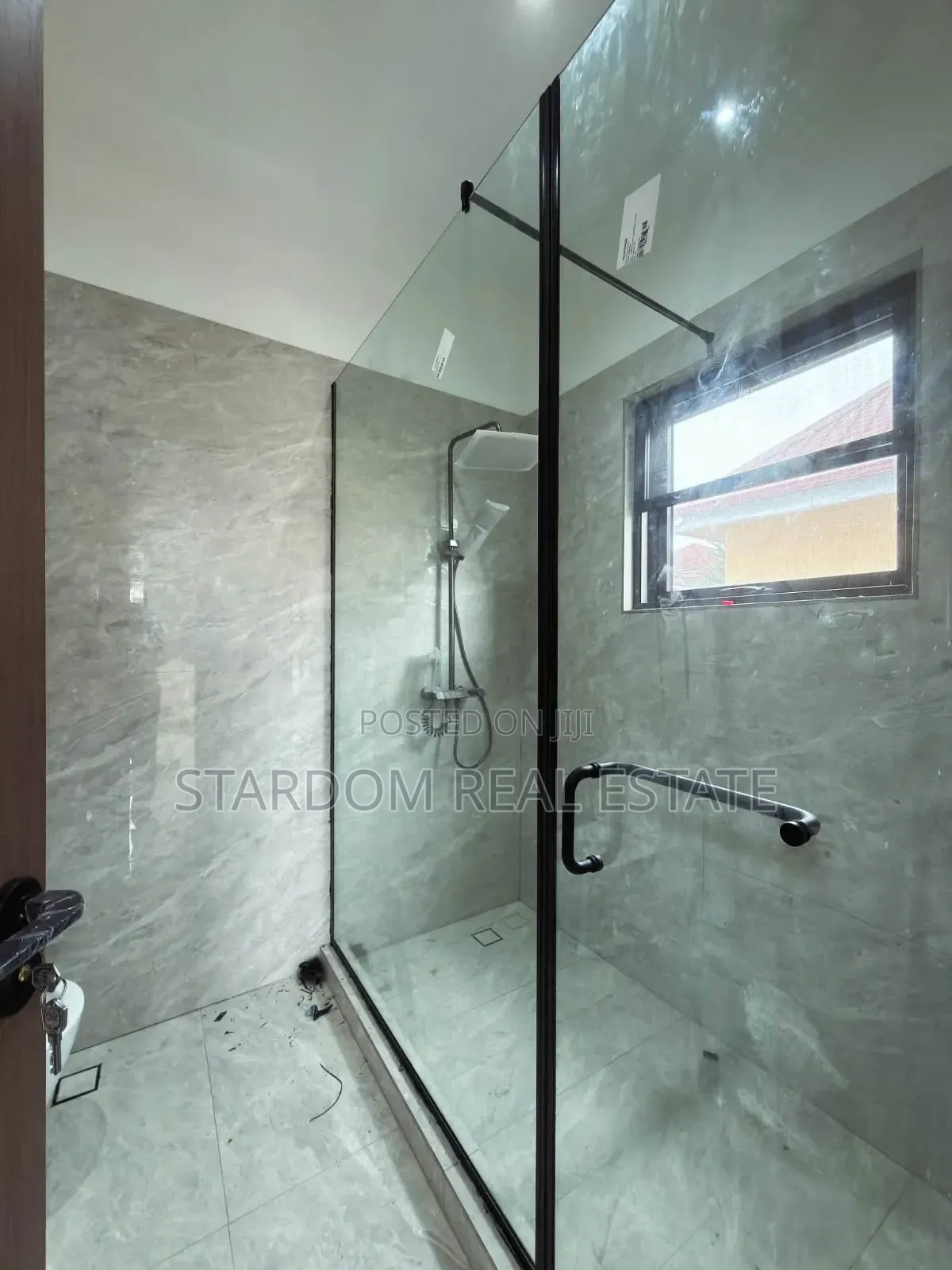 4bdrm Duplex in East Legon, Ability for sale