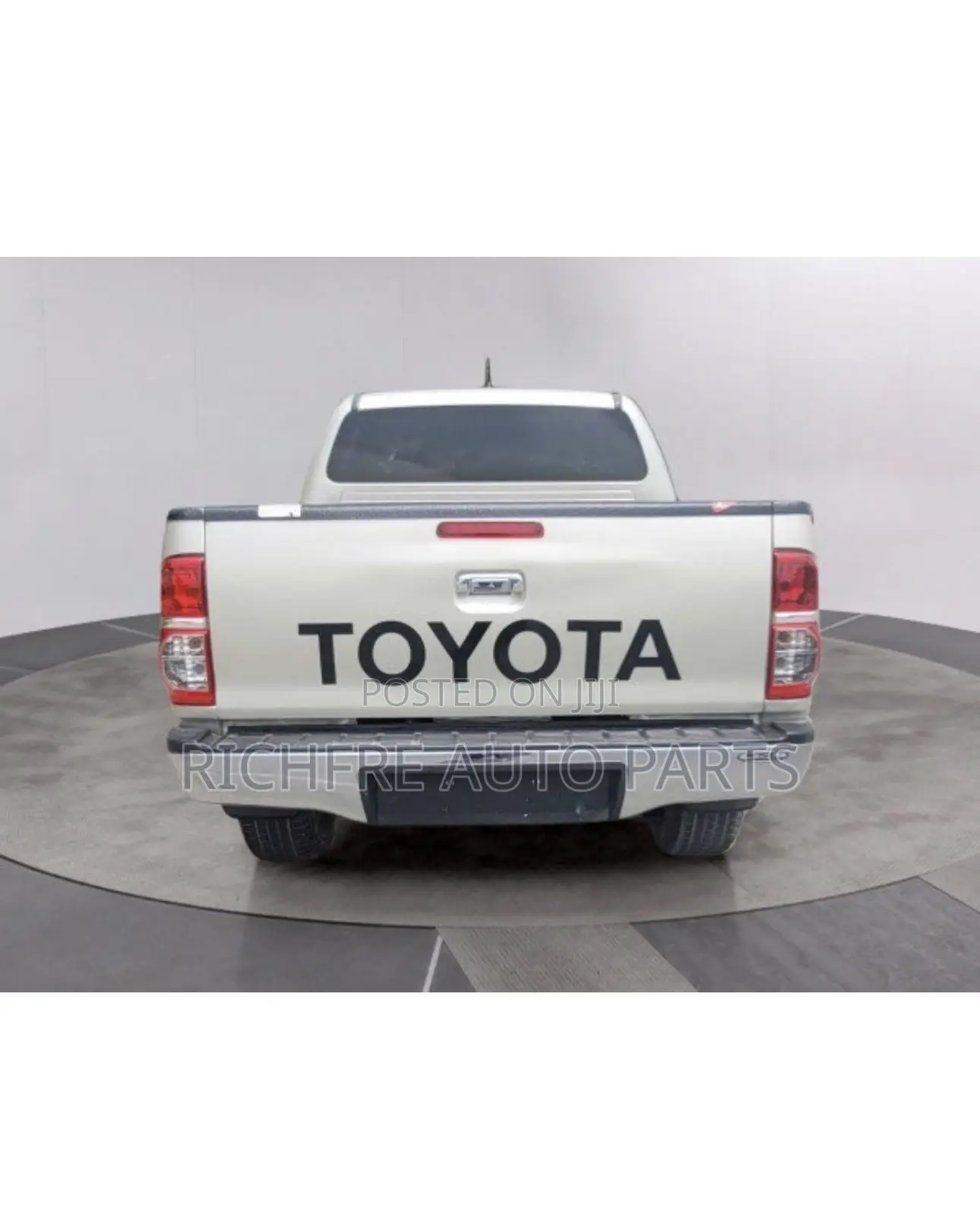 Toyota Hilux 2008,2010,2012 Boot