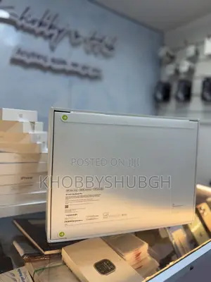 New Laptop Apple MacBook Pro 48GB Apple M5 Max SSD 2T