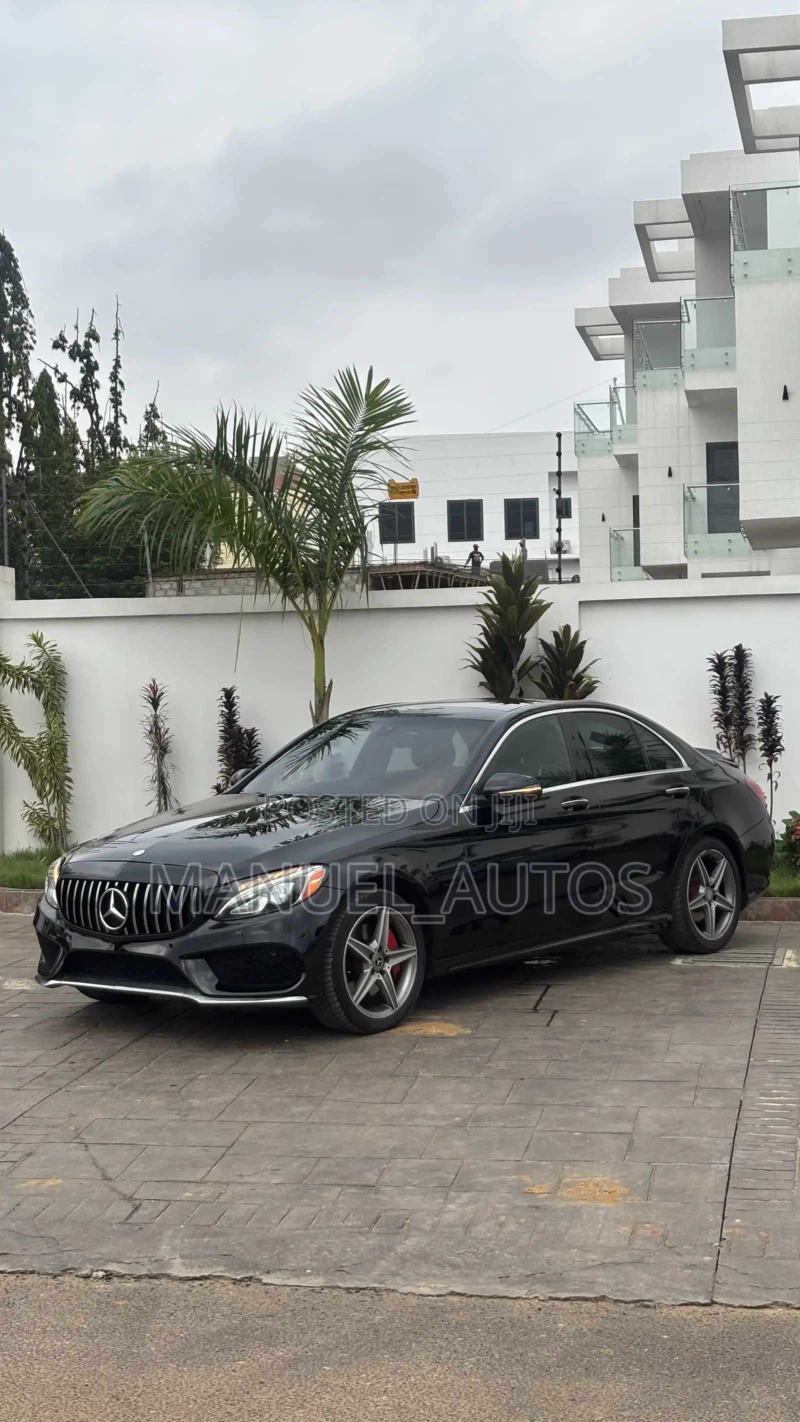 Mercedes-Benz C300 2017 Black