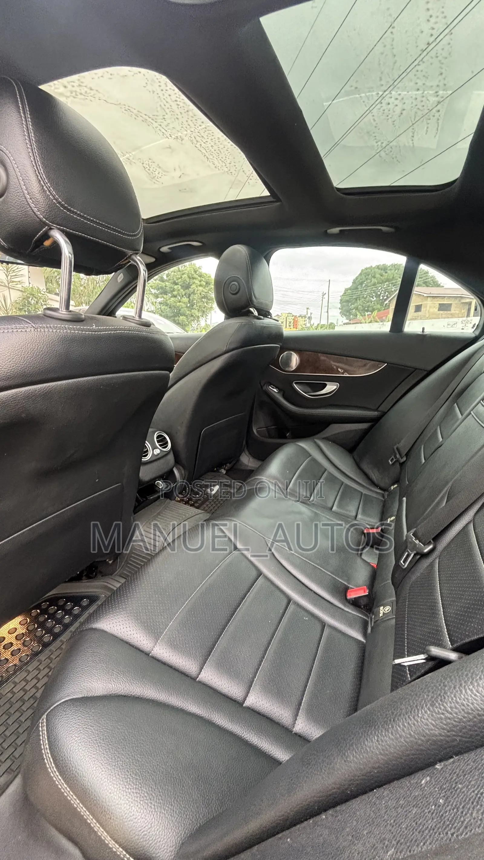 Mercedes-Benz C300 2017 Black