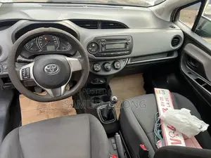 Toyota Yaris L Hatchback 5dr 2016 White