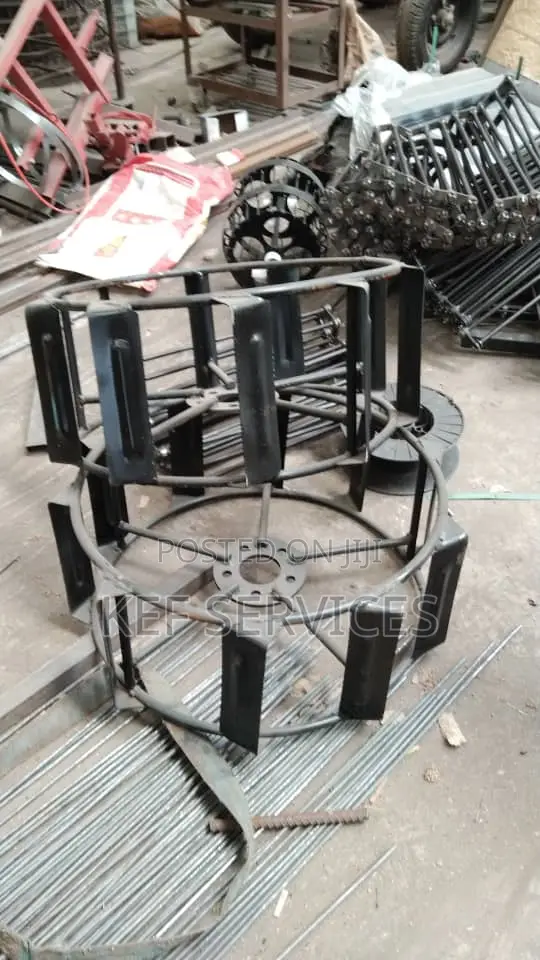 18hp Power Tiller With Attachments