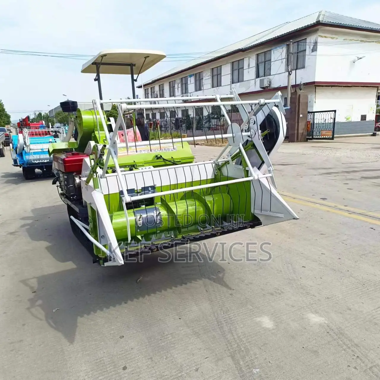 Mini Rice Harvester