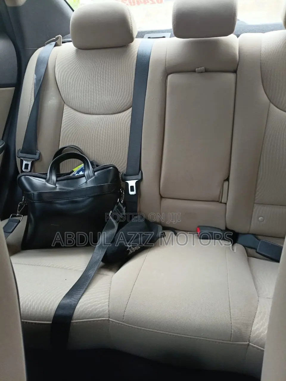 Hyundai Elantra Limited Sedan FWD (1.8L 4cyl 6A) 2016 Black