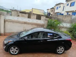 Hyundai Elantra Limited Sedan FWD (1.8L 4cyl 6A) 2016 Black