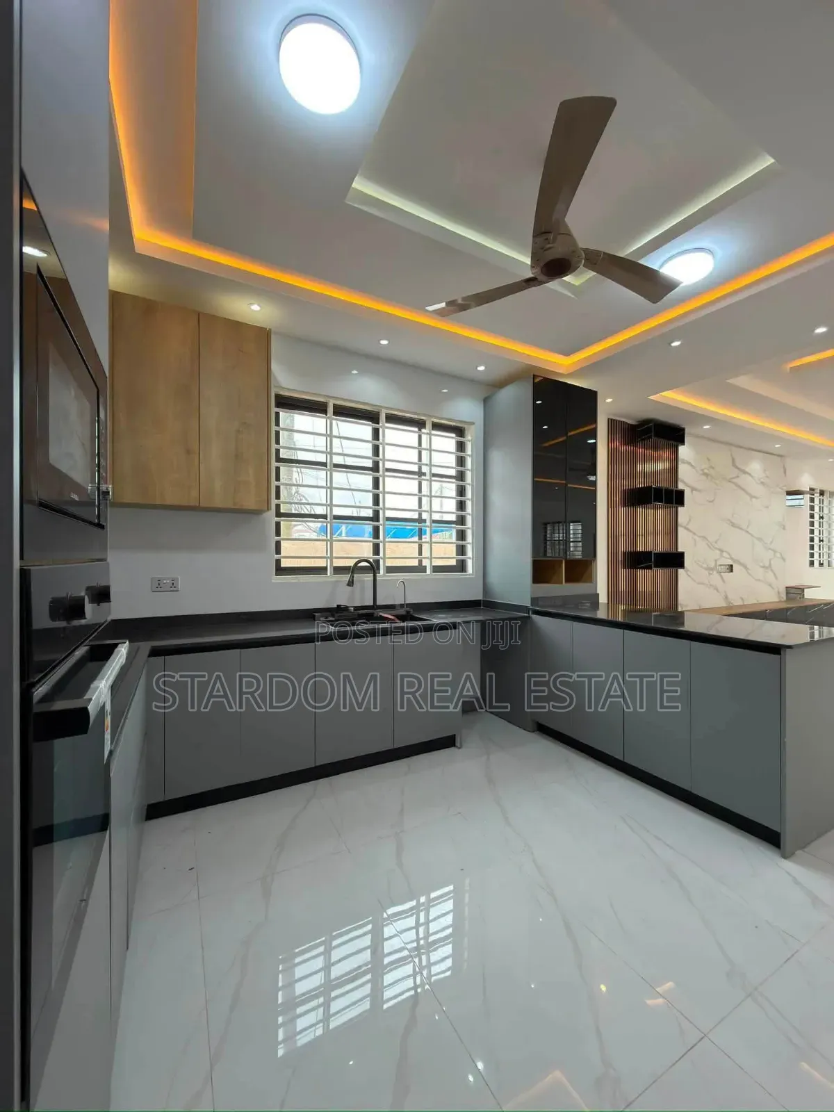 4bdrm Duplex in East Legon Ogbojo, American House for sale
