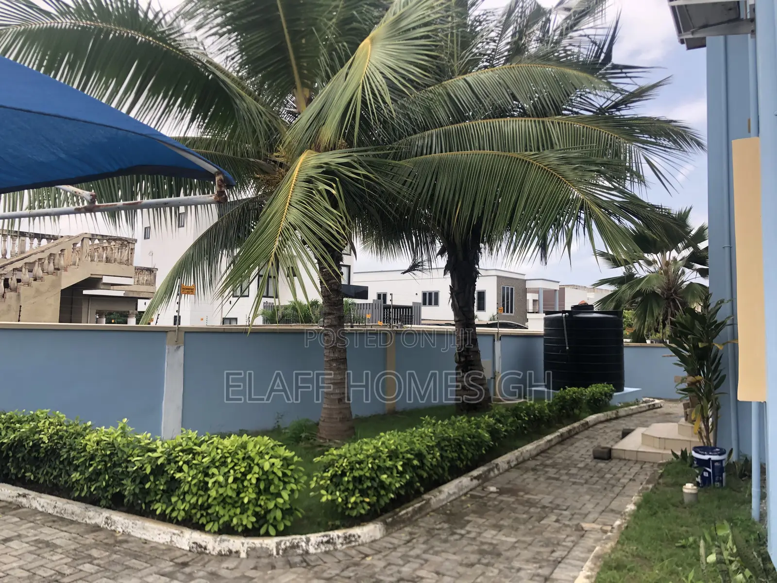 4bdrm Townhouse / Terrace in Elaffhomesgh, Ability for rent