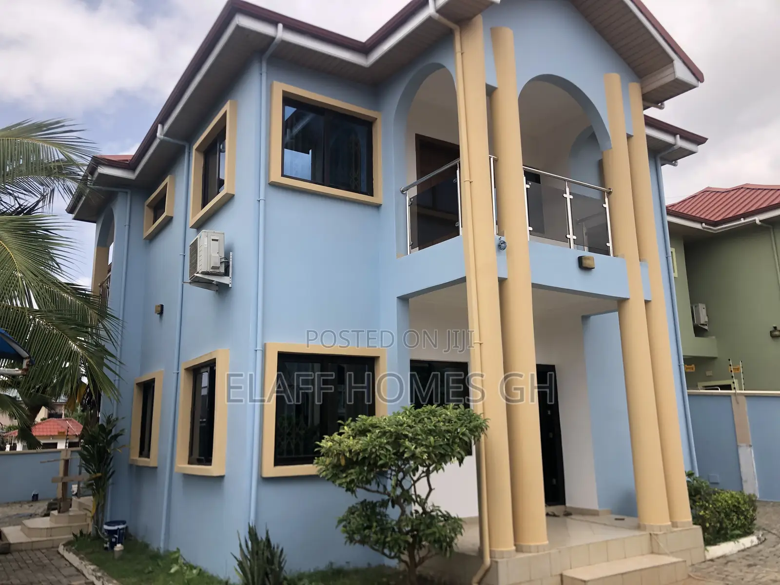 4bdrm Townhouse / Terrace in Elaffhomesgh, Ability for rent
