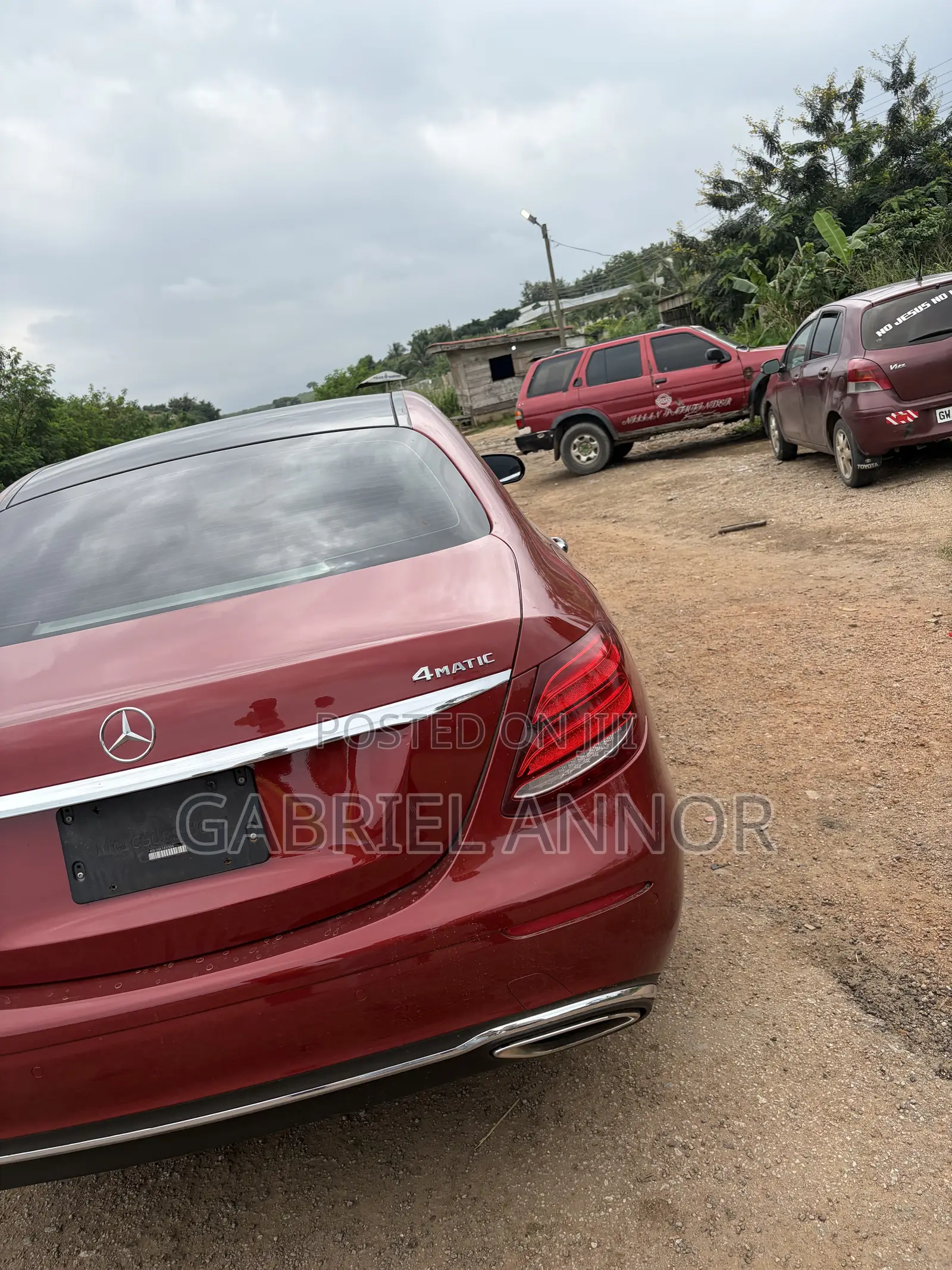 Mercedes-Benz E300 4Matic AWD Sedan (2.0L 4cyl 9A) 2017 Red