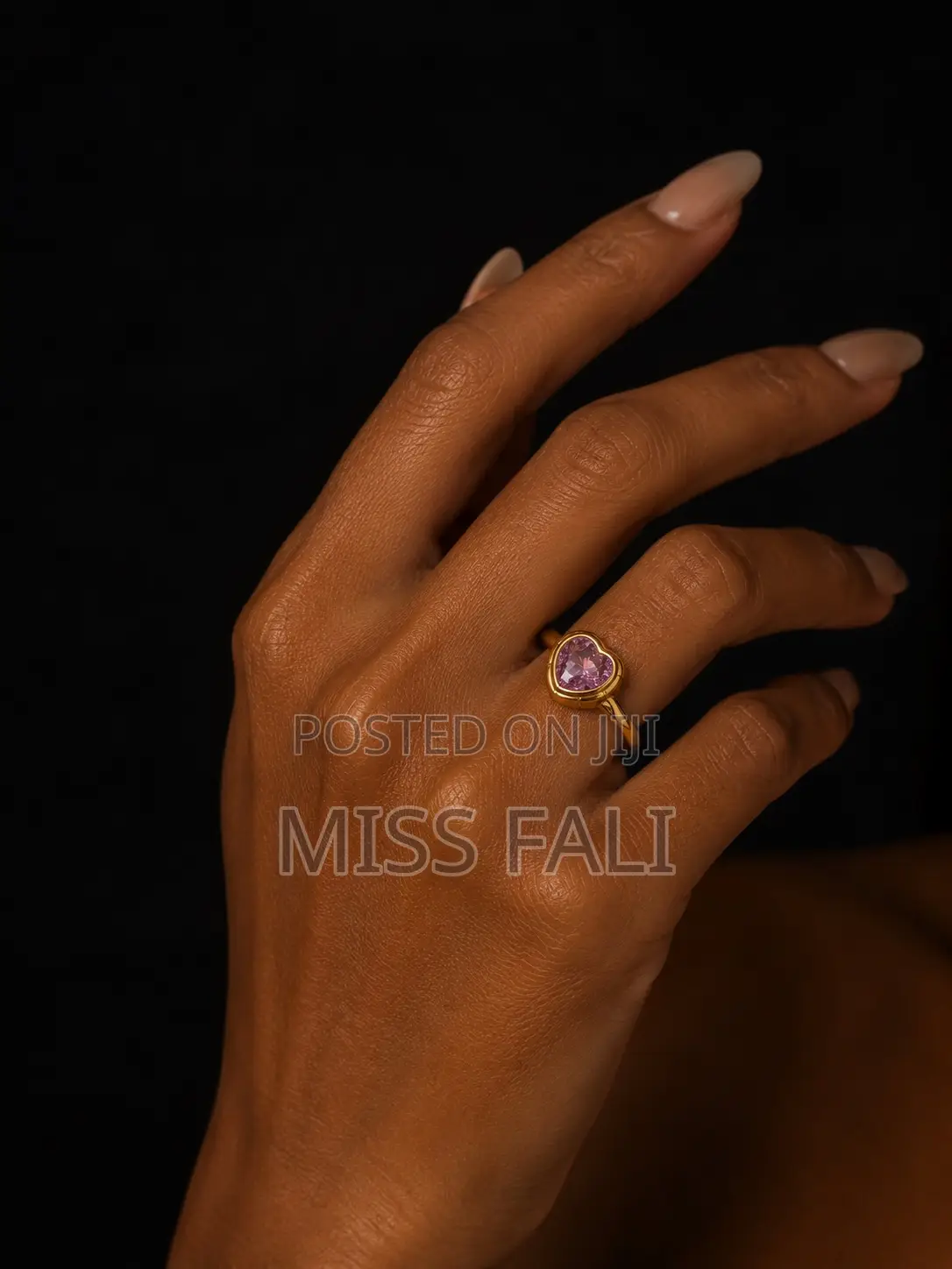 Ever Amour Promise Ring. Size 7-8