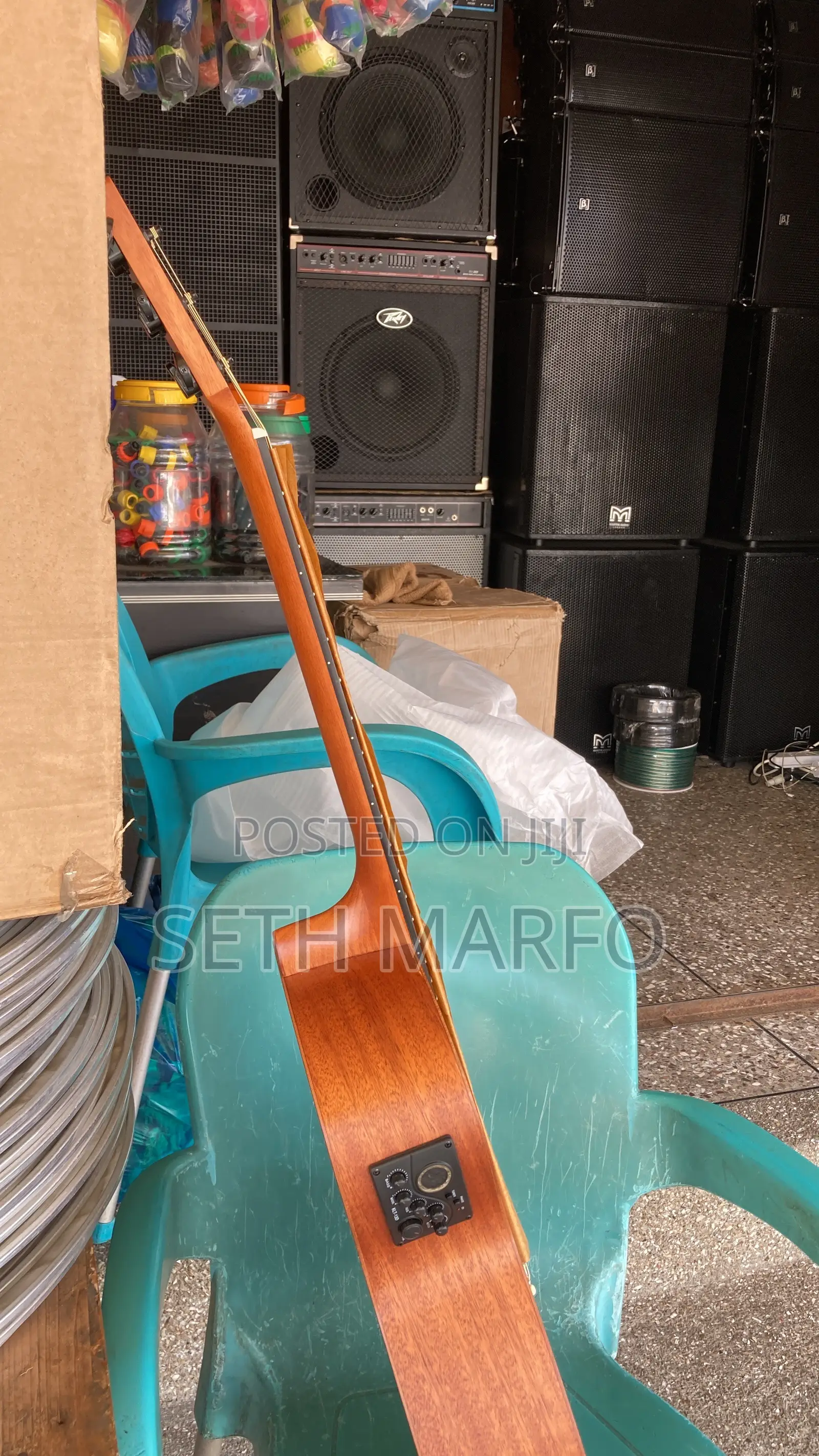 Semi Acoustic Giutar