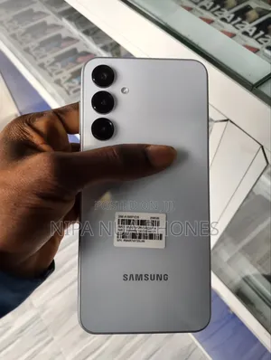 New Samsung Galaxy A50 128 GB Black