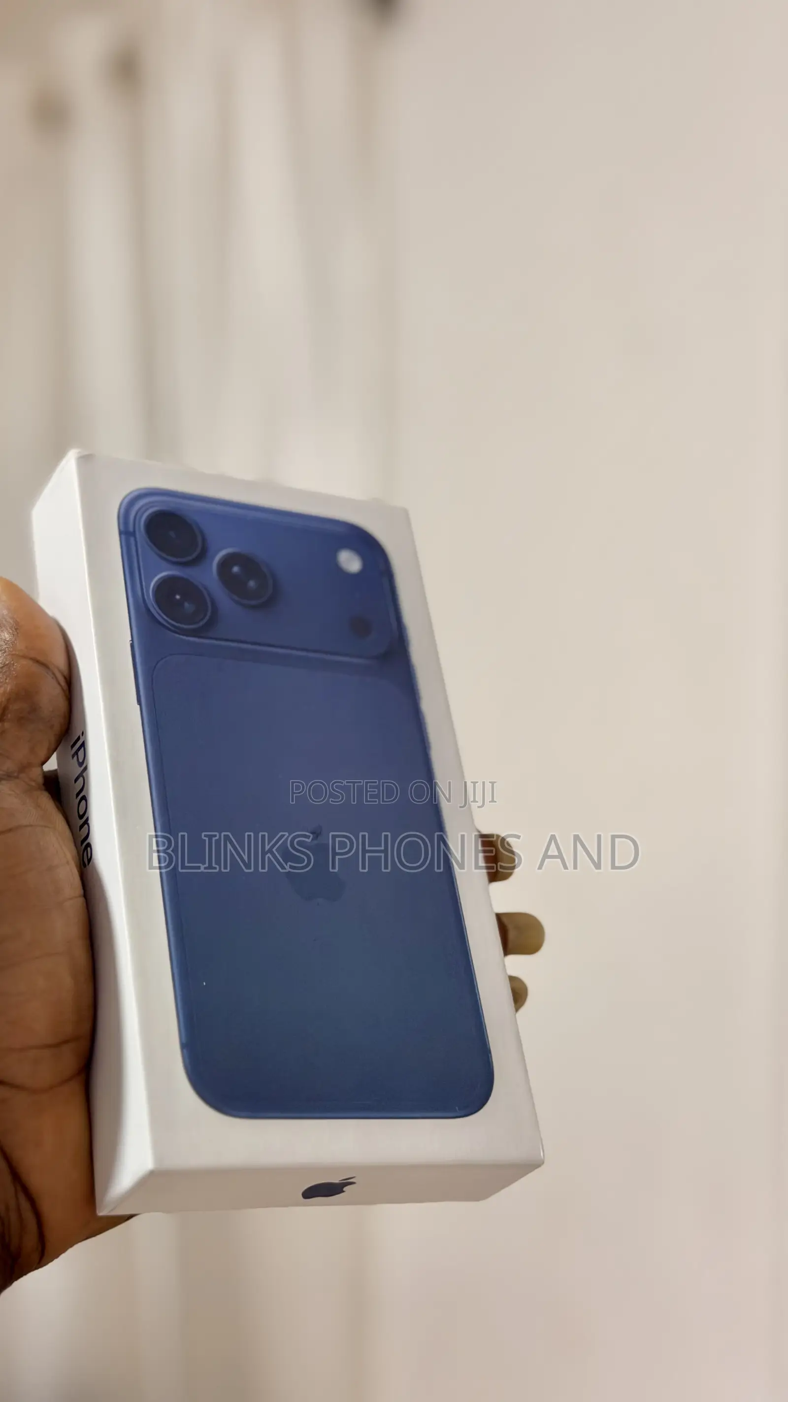 New Apple iPhone XR 128 GB Silver