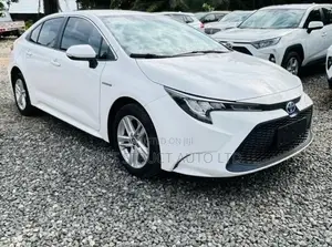 Toyota Corolla 2021 Red