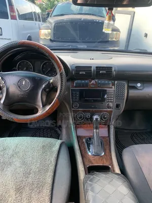 Mercedes-Benz C180 2005 Black