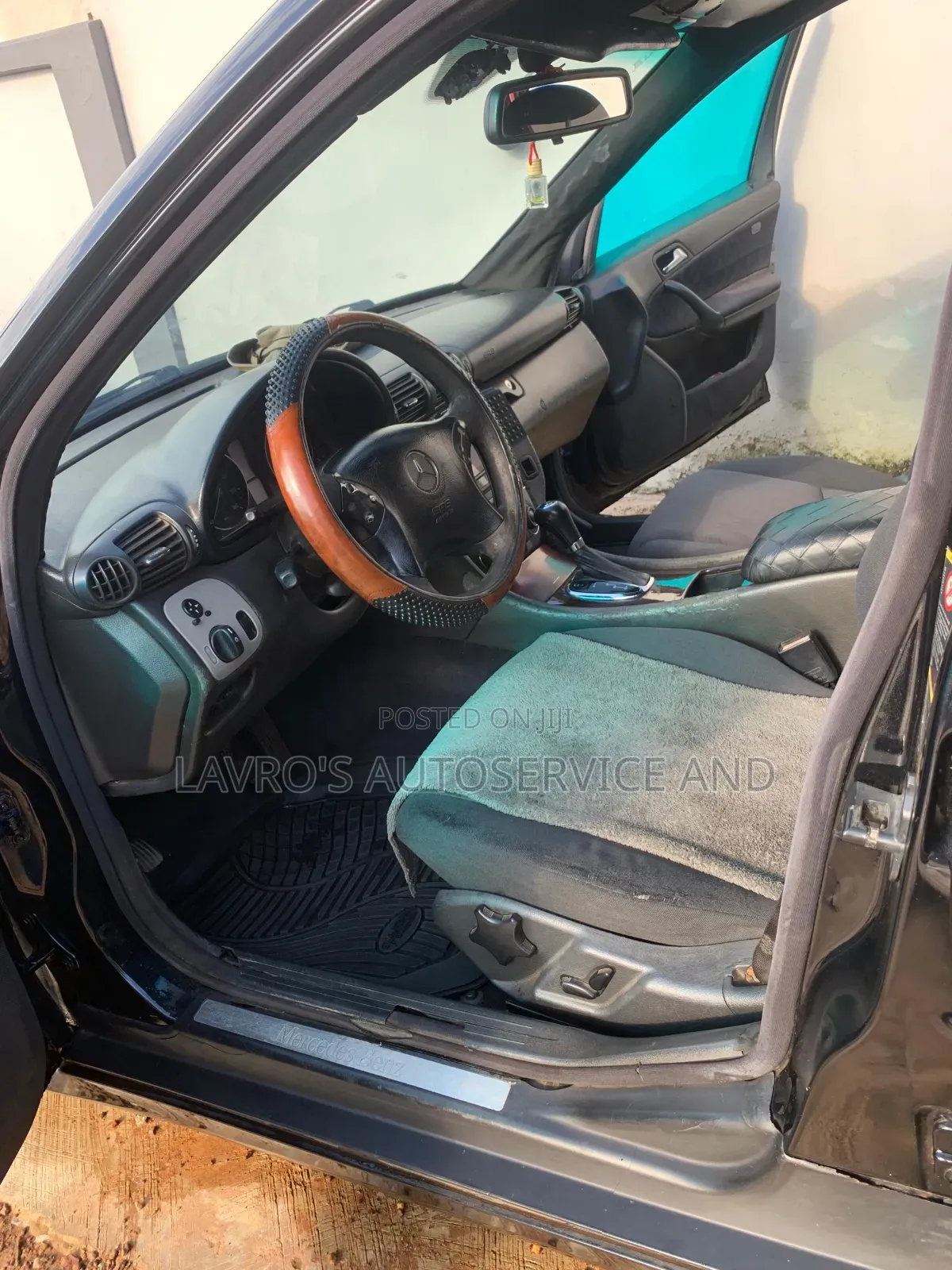 Mercedes-Benz C180 2005 Black