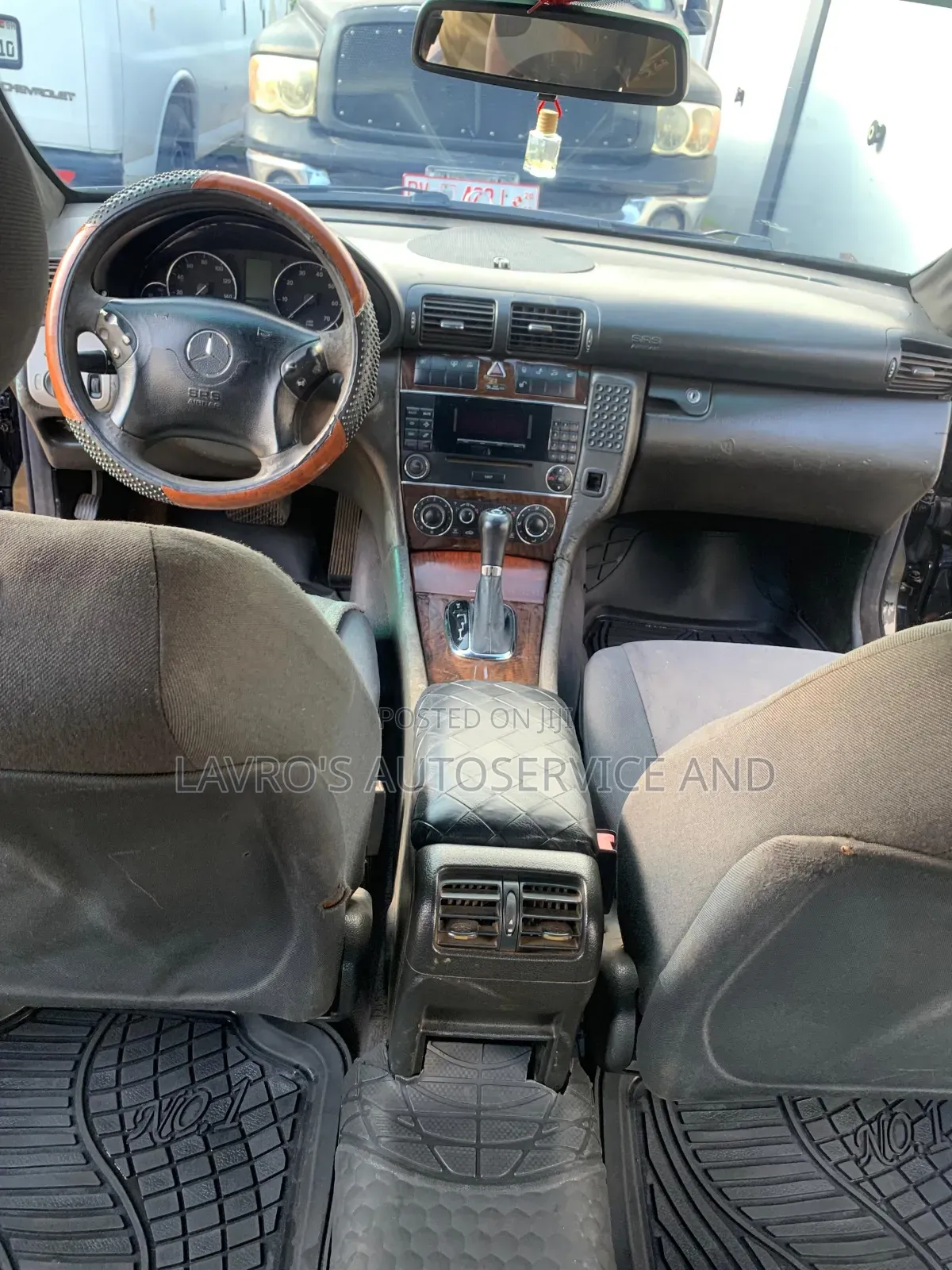 Mercedes-Benz C180 2005 Black