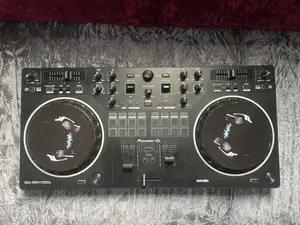 Pioneer DJ Rev 1 Controller