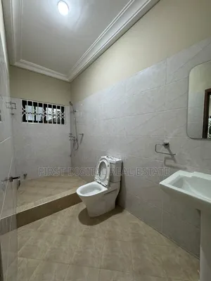 Chamber and Hall Self Contain for Rent at New Bontianor