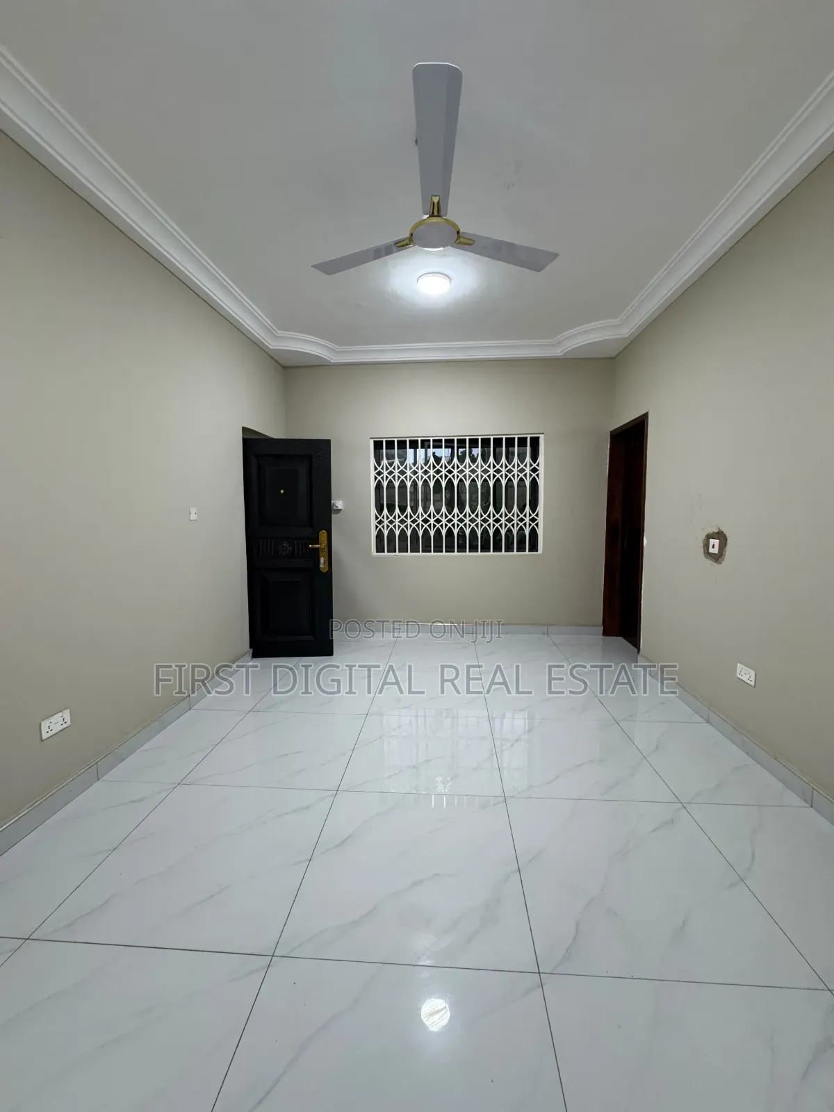 Chamber and Hall Self Contain for Rent at New Bontianor